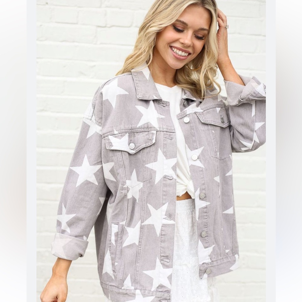 Altar’d State Stone White Oversized STAR jean denim jacket women size Medium